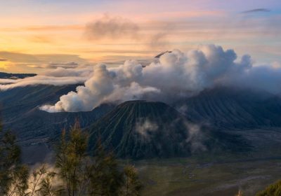 East Java Itinerary 3 Days, Bromo Ijen Tumpak Sewu Tour, East Java Travel Guide 2026